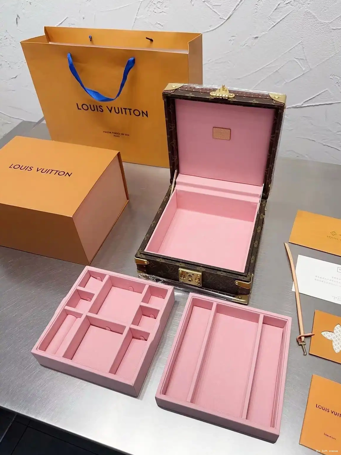 LV JEWELRY CUSTOM BOX 0612